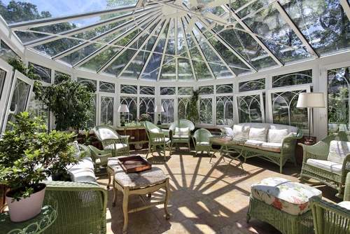 11 Advantages of Adding a Sunroom to Your Home